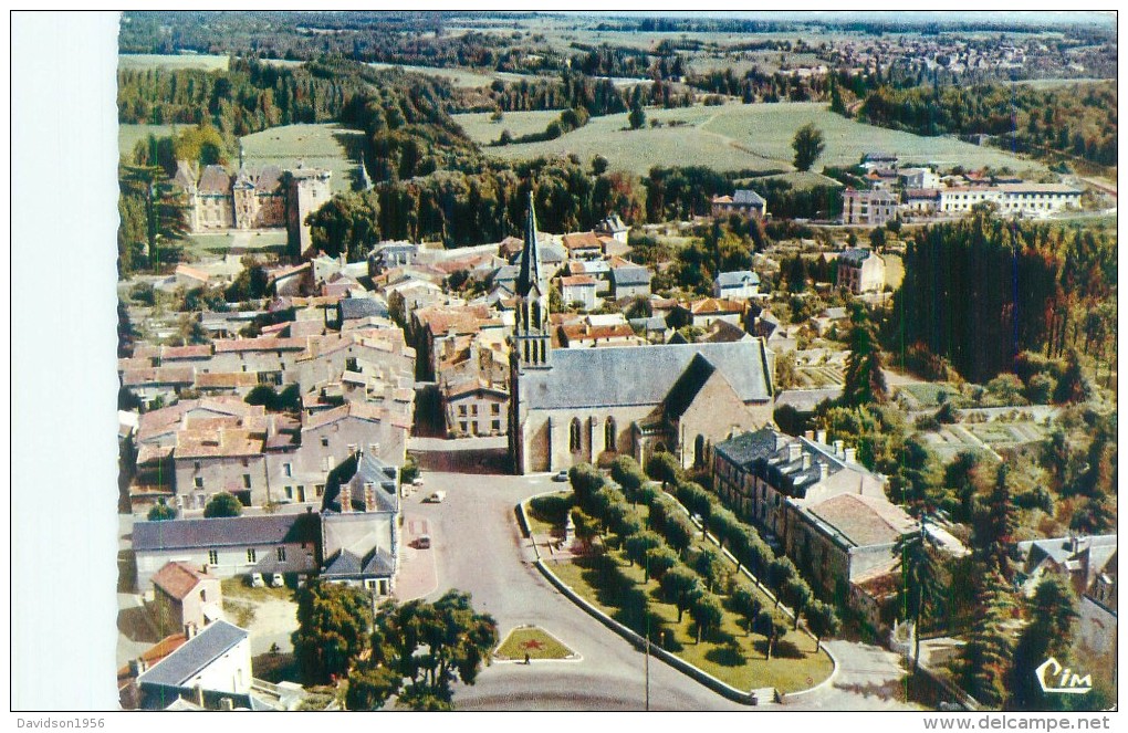 Cpsm    -   St Loup Sur Thouet    - Vue  Aérienne ,le Centre Du Bourg     T108 - Autres & Non Classés