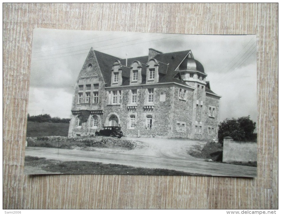 CPA PHOTO 44 SAINT HERBLAIN HOTEL DE VILLE  VOITURE ANCIENNE - Saint Herblain