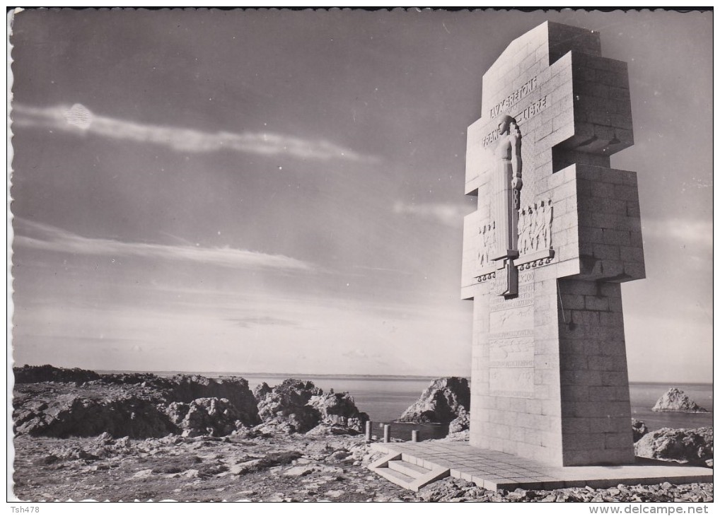 29----CAMARET---monument Aux Bretons De La France Libre-sculpteur  R. BAZIN---voir 2 Scans - Camaret-sur-Mer