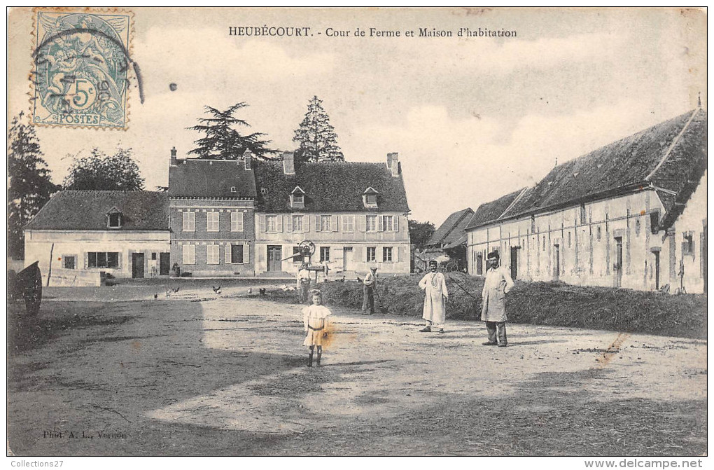 27- HEUBECOURT - COUR DE LA FERME ET MAISON D'HABITATION - Hébécourt