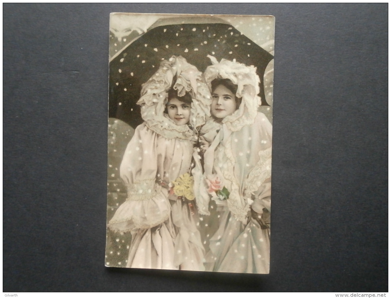 Illustration Deux Jeunes Filles Sous Un Parapluie - émaillographie  Circulée 1907 L259 - 1900-1949