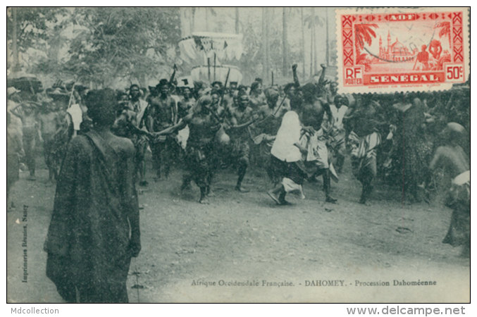 BJ BENIN DIVERS / Procession Dahoméenne / - Benín