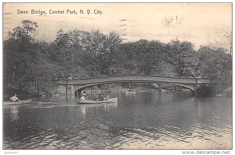 ETATS UNIS  NEW YORK  SWAN BRIDGE, CENTRAL PARK - Central Park