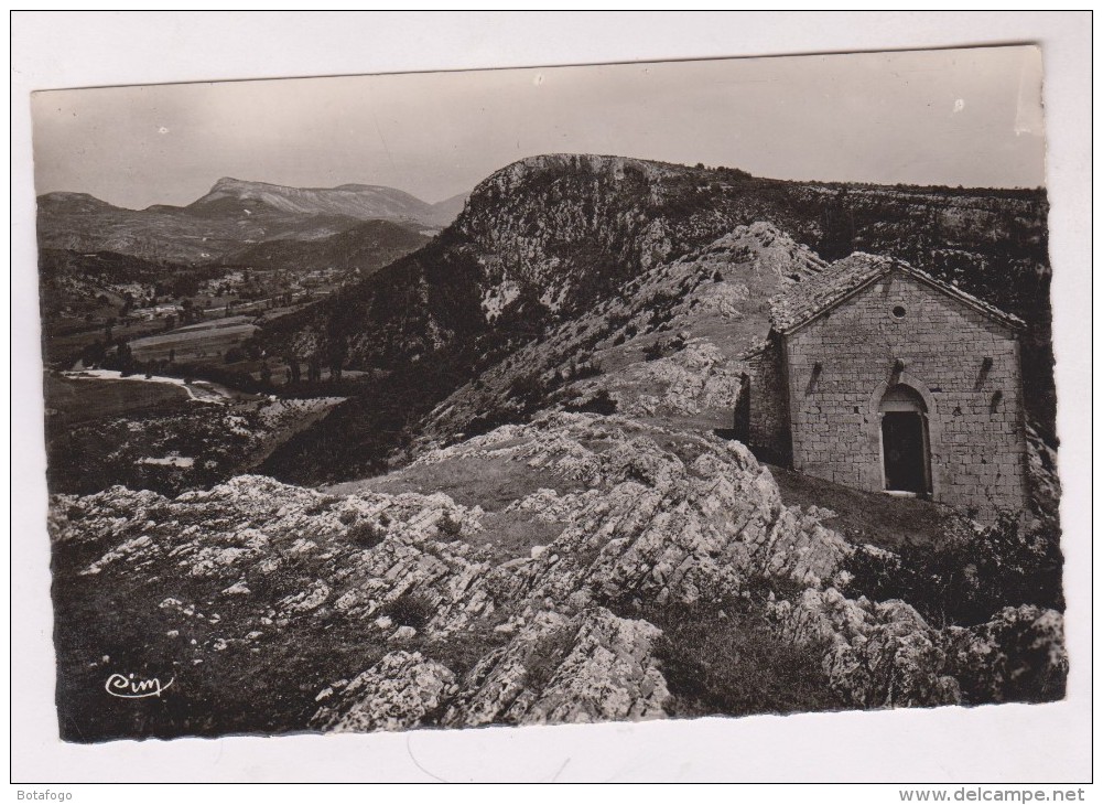 CPA PHOTO DPT 83 COMPS SUR ARTUBY, CHAPELLE DE ST JEAN - Comps-sur-Artuby