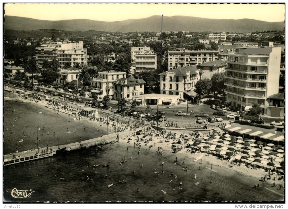 N°212 QQQ 47  CARTE GRAND FORMAT JUAN LES PINS VUE AERIENNE DE LA PLAGE - Autres & Non Classés