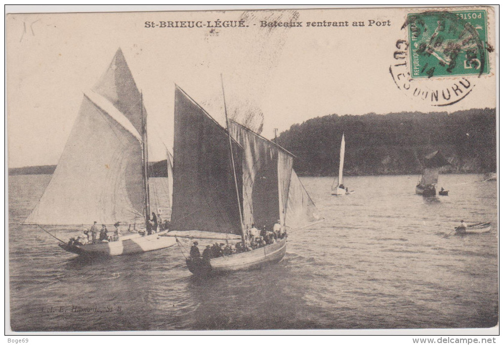 (R3) COTES D´ARMOR ; SAINT BRIEUC -LEGUE , Bateaux Rentrant Du Port - Saint-Brieuc