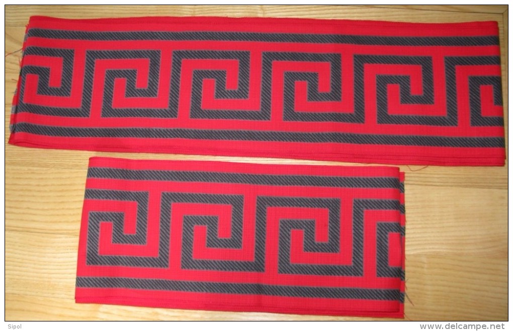 Bandes X 2  De Coton Imprimé Rouge Motif De Grecque Verte/noire  Sur Fond Rouge Vif TBE  Années 1960 - Autres & Non Classés