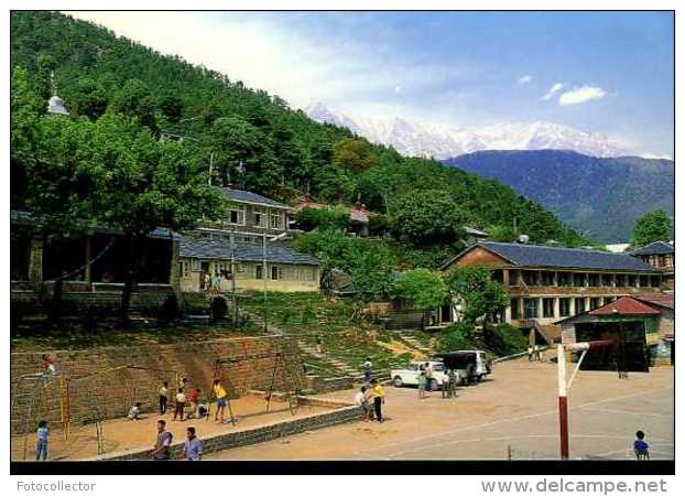 Tibet Dharamsala : Le Village Des Enfants - Tíbet