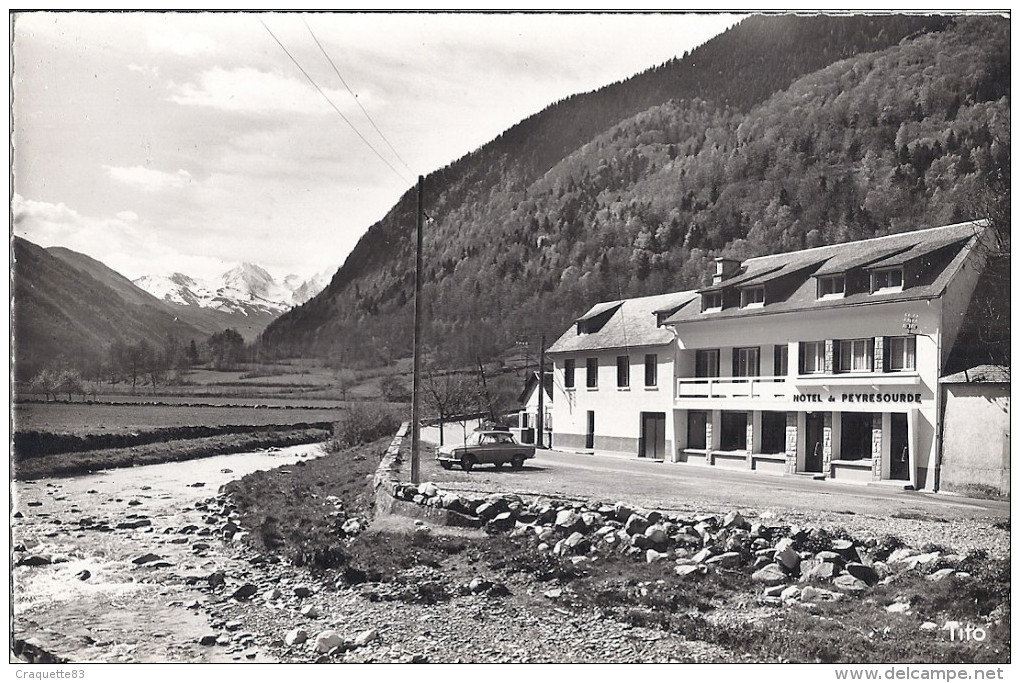 BORDERES LOURON   HOTEL DU PEYRESOURDE   MARSALLE LOUIS PROP.   SIMCA SUR LE PARKING CPSM PF - Borderes Louron