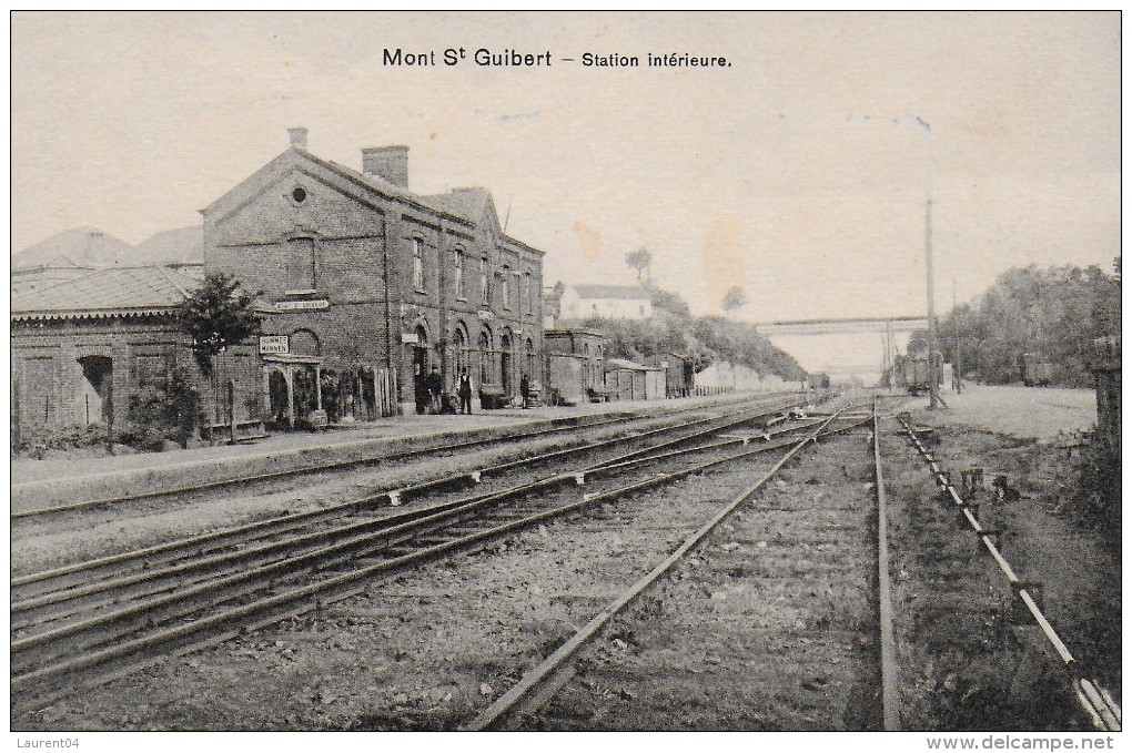 MONT-SAINT-GUIBERT.  STATION INTERIEURE. GARE. ANIMATIOn - Mont-Saint-Guibert