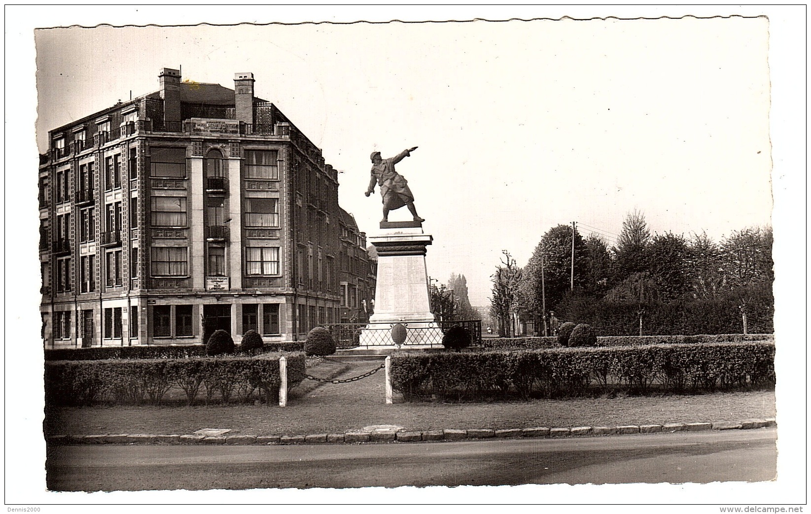 LAMBERSART (59) - Statue Du Poilu - Le Grenadier - Ed. POLLET, Lille - Lambersart