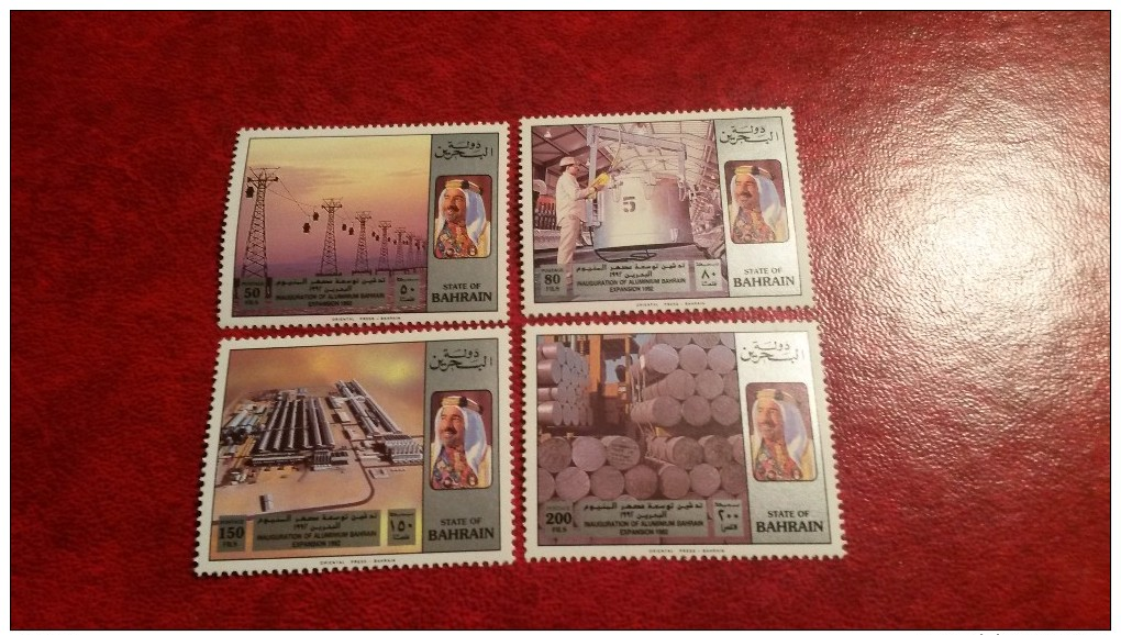 Bahrain   1992  Scott   Nº  392/95   MNH** - Bahrain (1965-...)