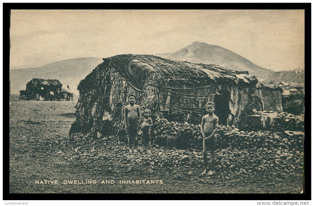 SÃO VICENTE -  COSTUMES - Native Dwelling And Inhabitats ( Ed. L. & D. )   Carte Postale - Cap Verde