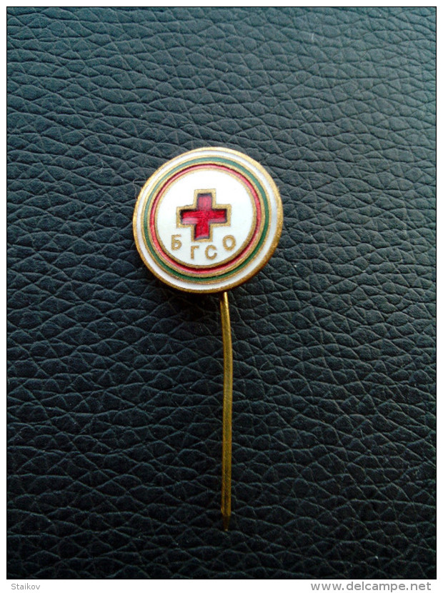 UNIQUE POST VINTAGE 1950-60'S  RARE RED CROSS BADGE BGSO BULGARIA AWARD ENAMEL PIN - Medicina