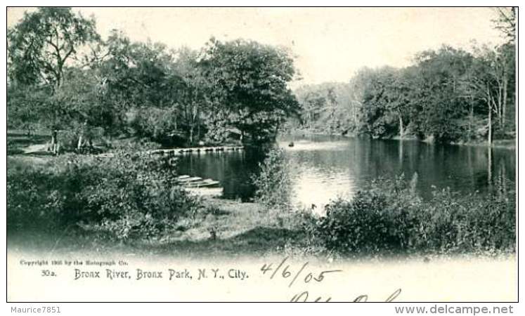 NEW YORK -- Bronx Park  River - Bronx