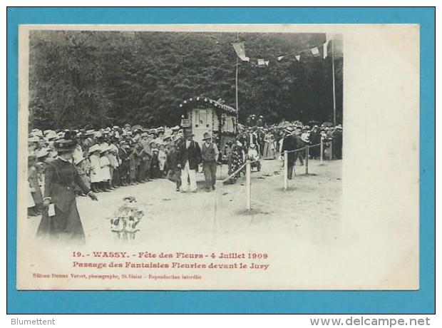 CPA 19 - Attelage Chiens - Roulotte Fleuries Passant Devant Le Jury Fête Des Fleurs En 1909 WASSY 52 - Wassy