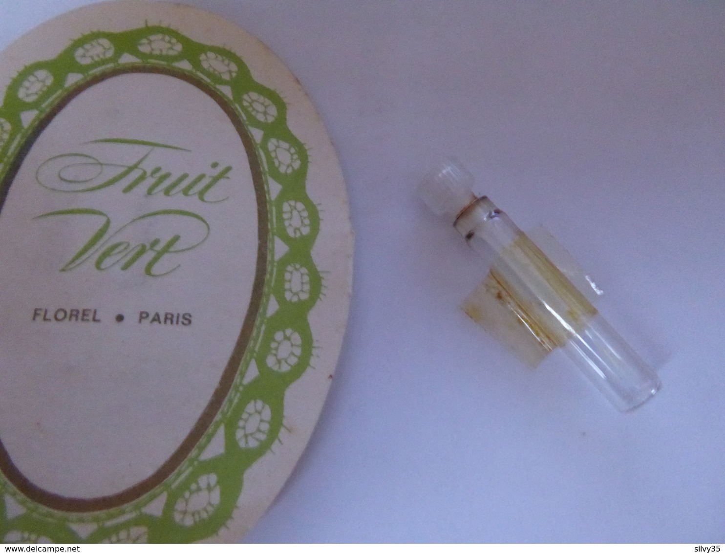 ECHANTILLON PARFUM FRUIT VERT - FLOREL - PARIS - Miniaturas (sin Caja)