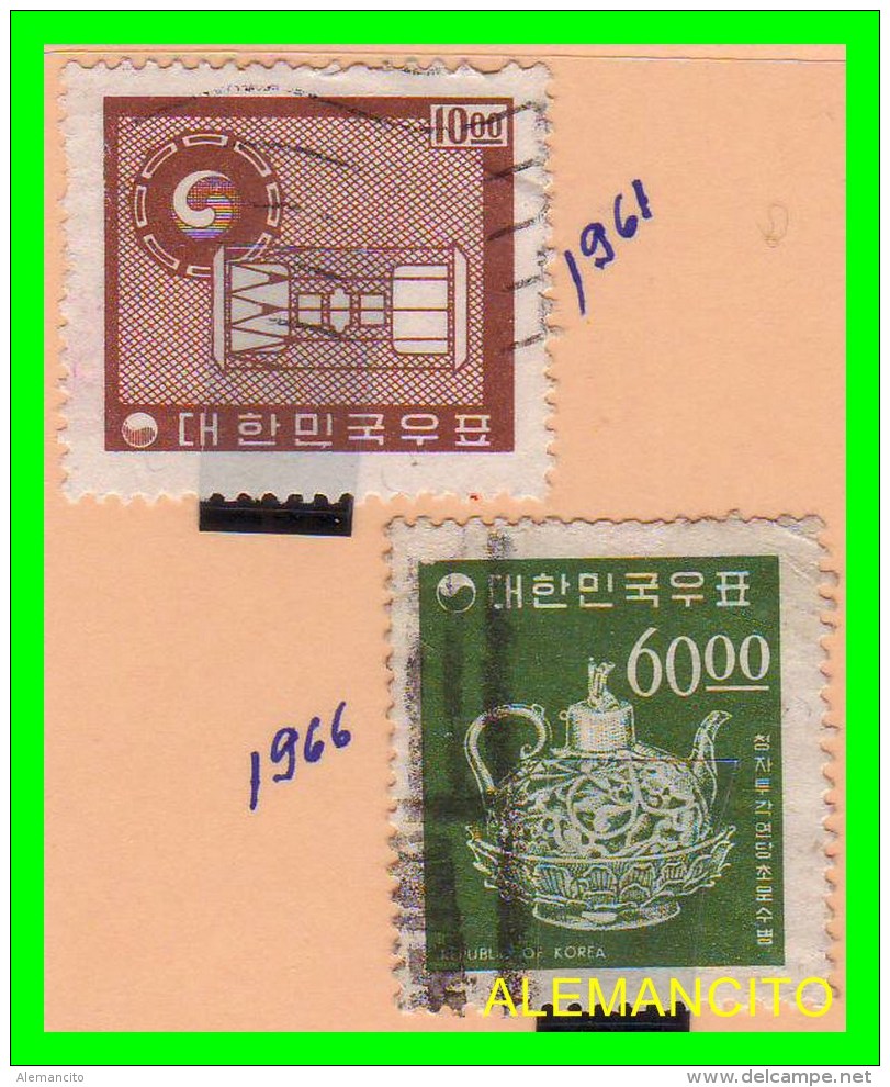 KOREA   -   2  SELLOS  DEL  AÑO 1961-66 - Corea (...-1945)