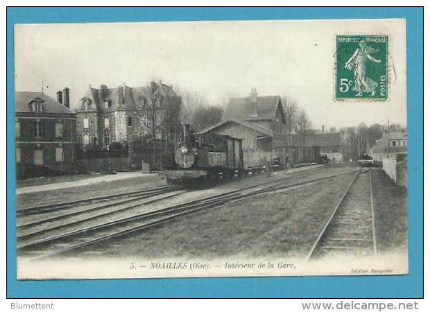 CPA 5 - Chemin De Fer Train En Gare De NOAILLES 60 - Noailles