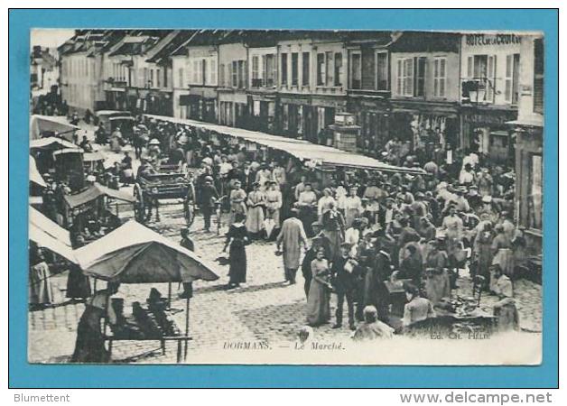 CPA - Métier Marchands Ambulants Le Marché DORMANS 51 - Dormans