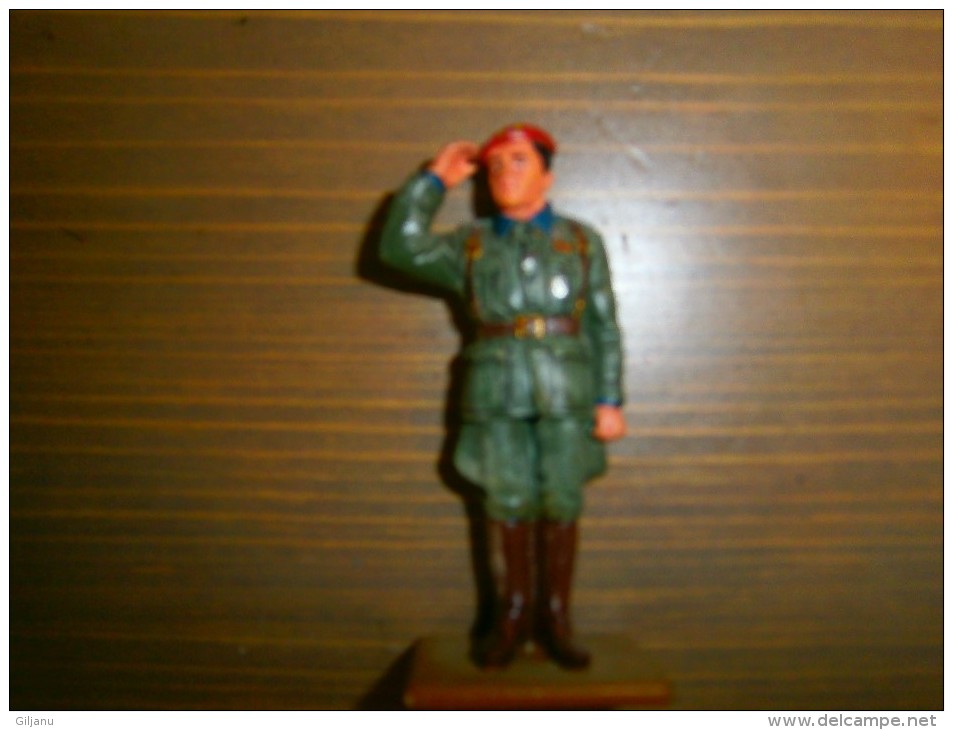 SOLDAT DE PLOMB - Figurines