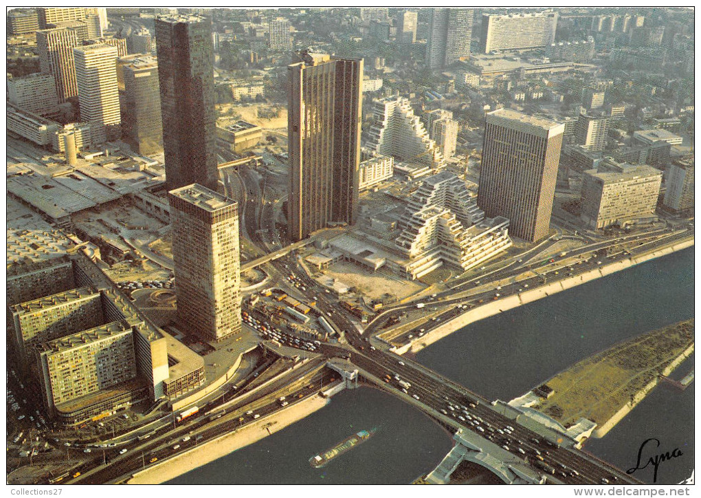 92-PUTEAUX - VUE GENERALE SUR LA DEFENSE - CARTE SEMI MODERNE - Puteaux