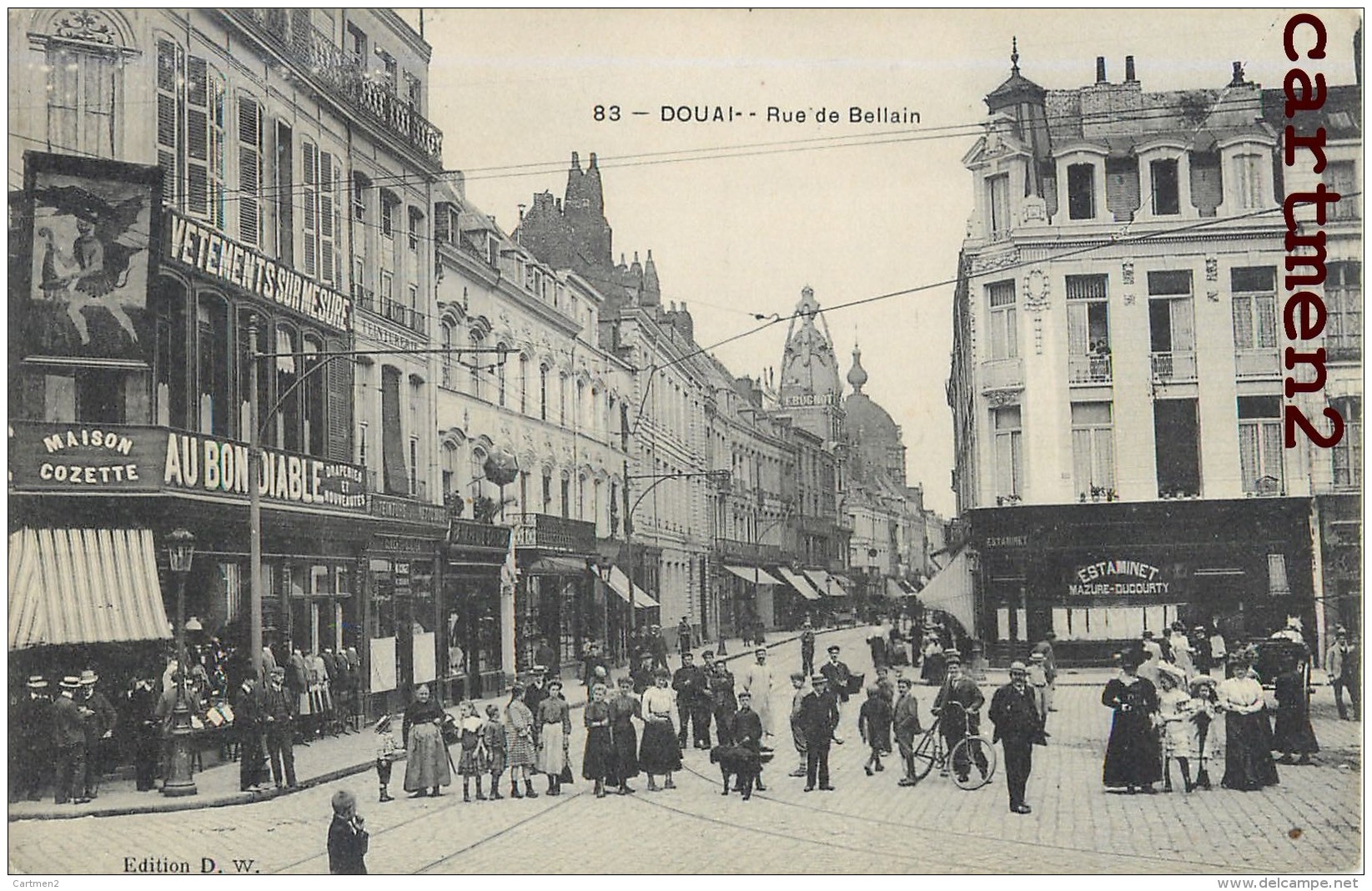 DOUAI LA RUE DE BELLAIN TRES ANIMEE " AU BON DIABLE " COMMERCE DEVANTURE ESTAMINET MAZURE-DUCOURTY 59 NORD - Douai