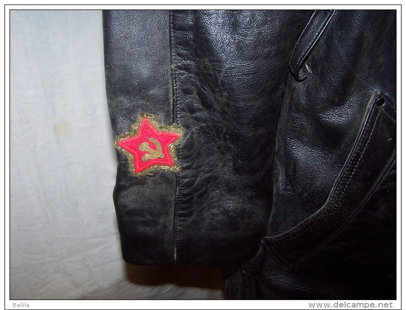 Canadiènne MANTEAU CUIR  Type NKVD  Comissaire Politique URSS  Russe - Uniformes