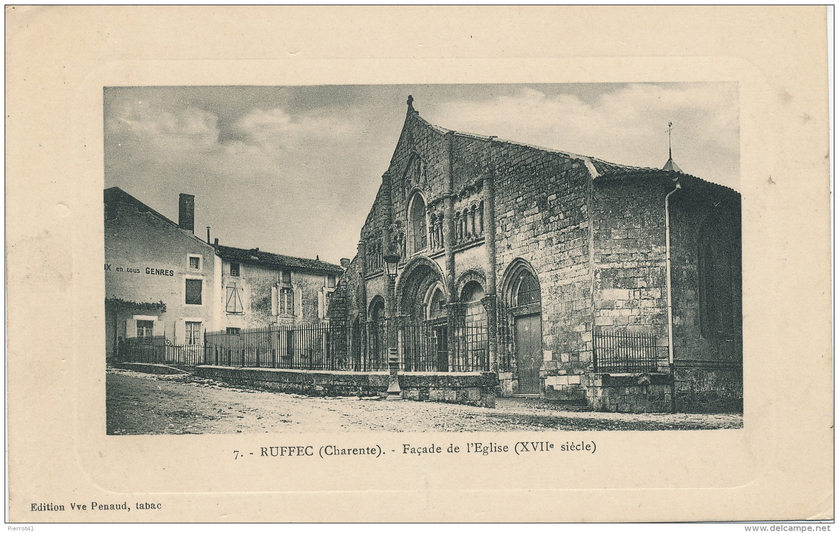 RUFFEC - Façade De L'Eglise - Ruffec