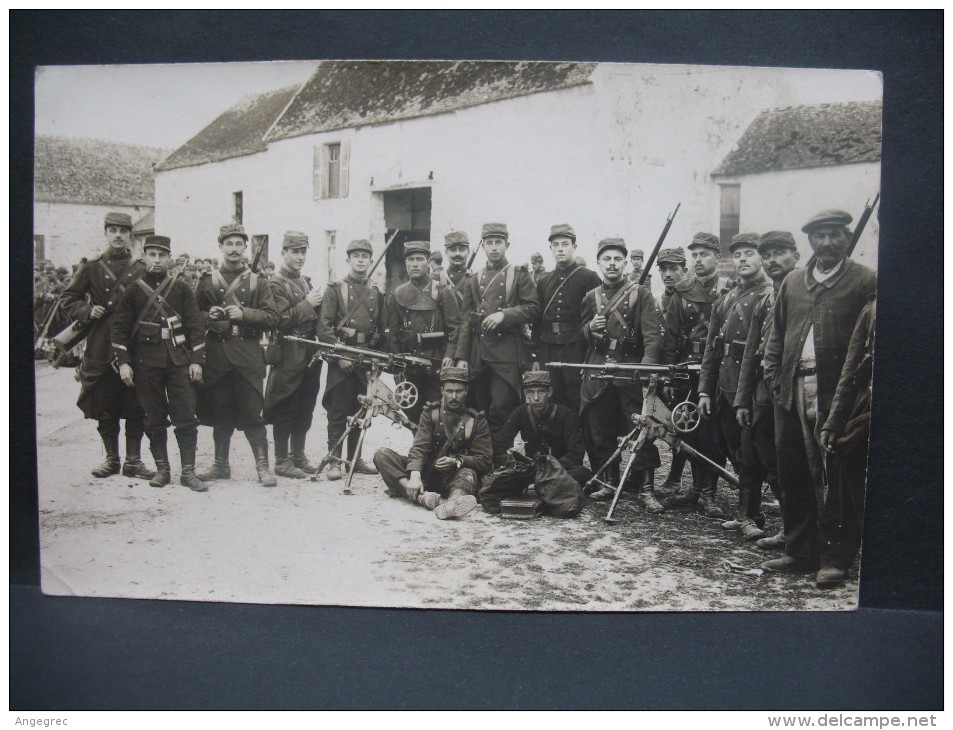 CPA  Première Guerre Mondiale  " Soldats Prenant La Pause " - Geschiedenis