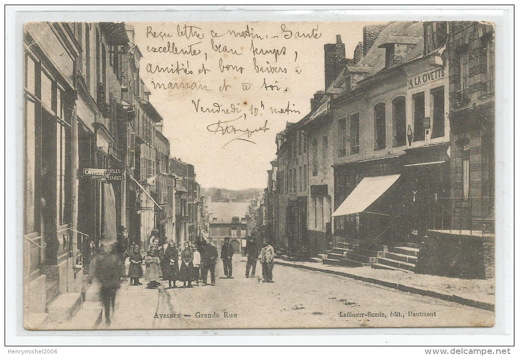 Nord - 59 - Avesnes Grande Rue Animée  Tabac A La Civette 1904 - Avesnes Sur Helpe