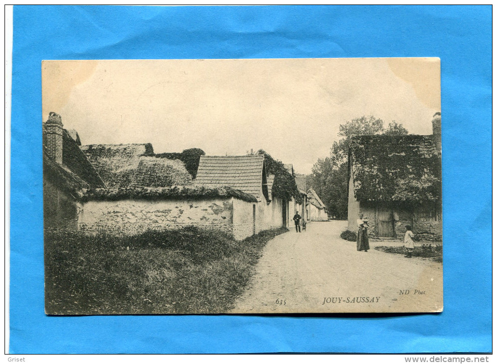 JOUY-SAUSSAY-entrée Du Village-animée Beau  Plan -a Voyagé 1906-édition ND - Jouy