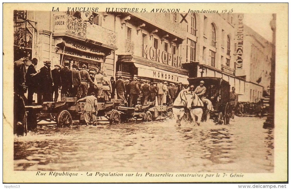 C.P.A. - Avignon - Le Vaucluse Illustré N° 25 - Les Inondations De 1935 - Rue De La République - Très Bon Etat - Avignon