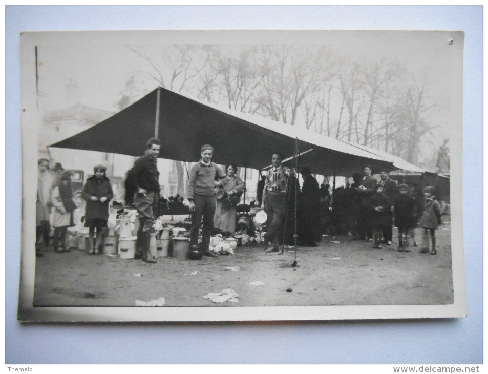 CPA "Marché Aux Puces" - Vendedores Ambulantes