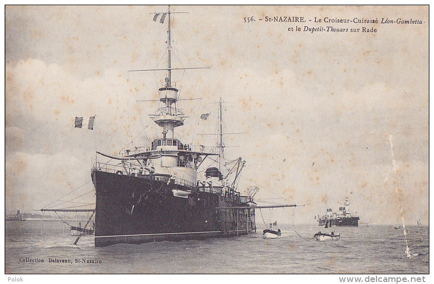 Bb - Cpa St NAZAIRE - Le Croiseur Cuirassé LEON GAMBETTA Et Le DUPETIT THOUARS Sur Rade - Warships