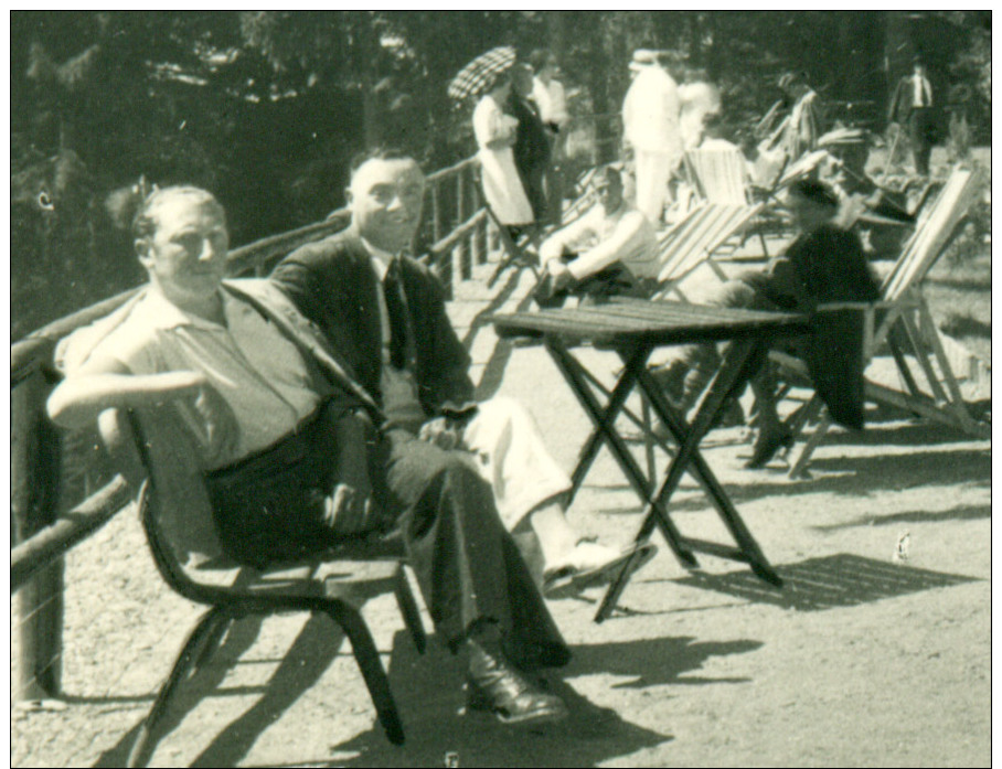 Anni '50, Vetriolo (Fraz. Di Levico Terme, Trento), Stabilimento Bagni, Animatissima, Non Comune Fotografica, FG VG 1949 - Altri & Non Classificati