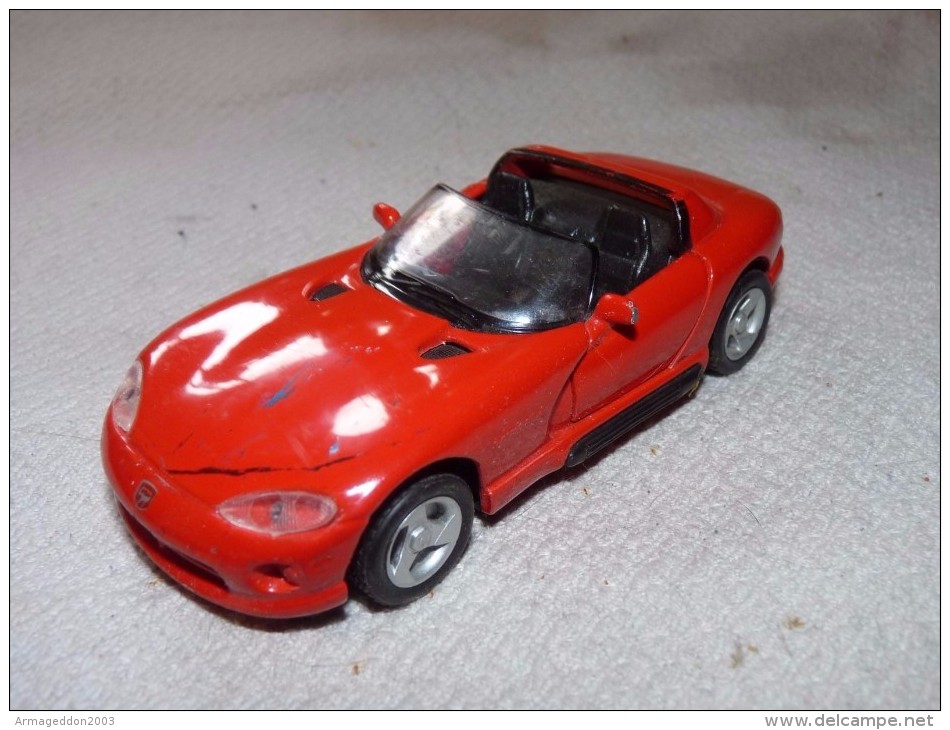 VOITURE MAESTO DODGE VIPER ROUGE CABRIOLET 1/39 TBE - Maisto