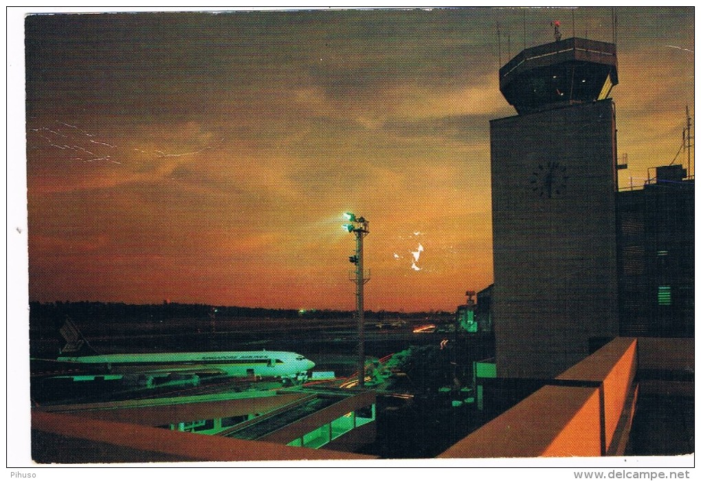VV-357      SINGAPORE : Singapore Airport - Aerodrome
