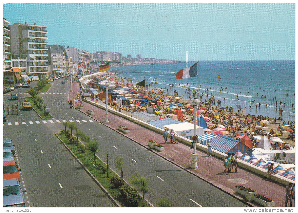 LES SABLES D'OLONNE LA PLAGE ET LE REMBLAI (LF1) - Sables D'Olonne