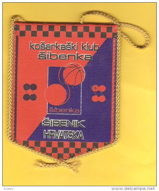 Old Sport Flag, Basketball, Wimpel, Pennant - KK Šibenka  Šibenik - Habillement, Souvenirs & Autres