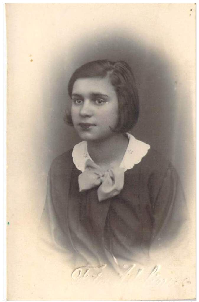 Lucretia  Aus Bucuresti Um 1910 - Persone Identificate