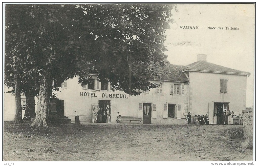 Saone Et Loire : Vauban, Place Des Tilleuls, Animée - Otros & Sin Clasificación