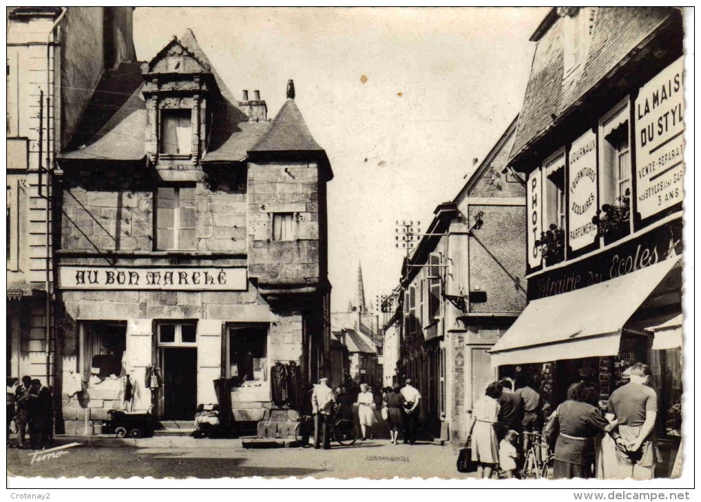 22 Paimpol N°9 Vieille Maison Rue De L´Eglise Magasins VOIR ZOOM Au Bon Marché La Maison Du Stylo Librairie Des Ecoles, - Paimpol