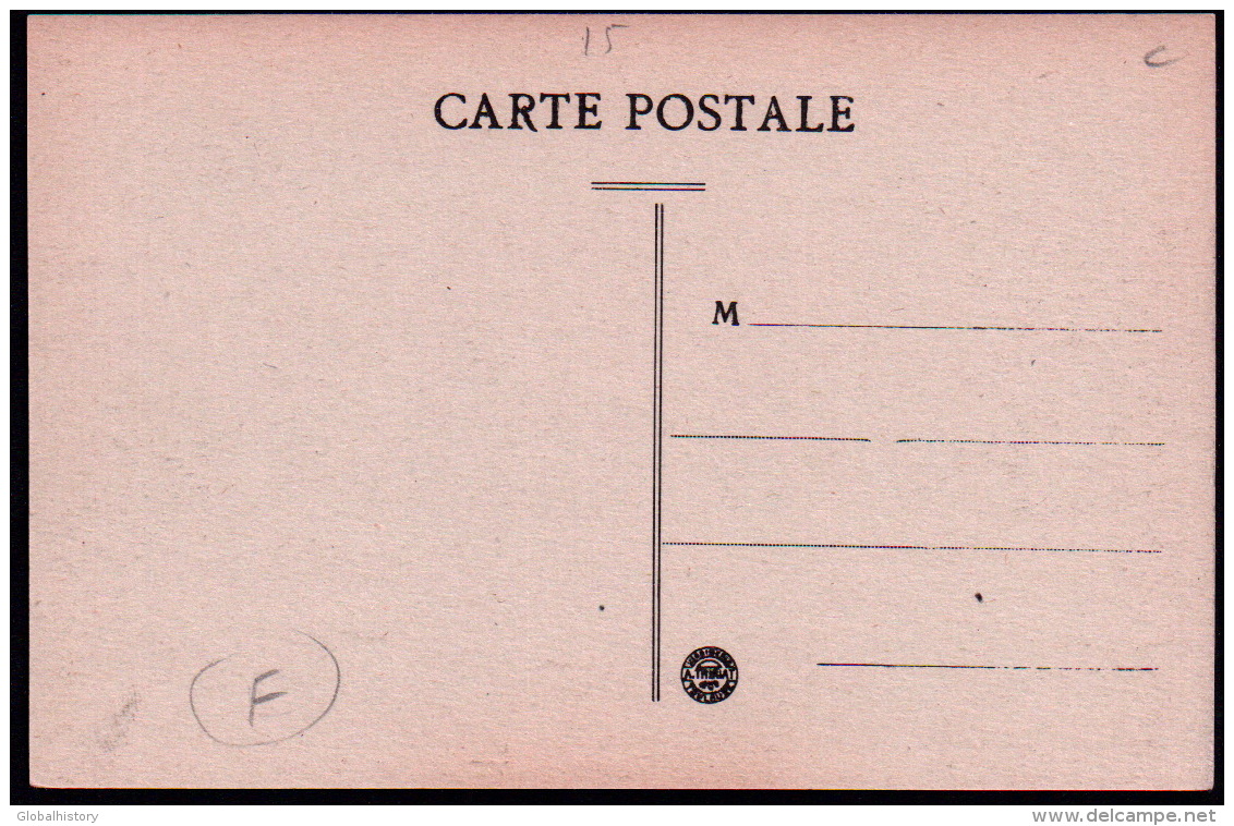 DC1638 - LE CANTAL PITTORESQUE - MURAT - PLACE DU PLANHOL - Murat