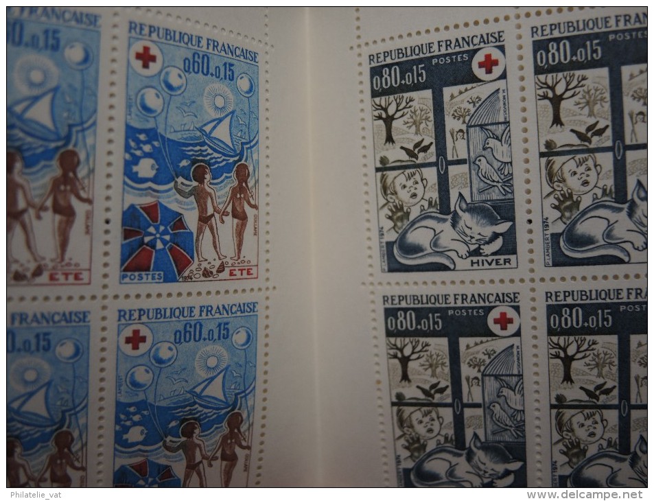 FRANCE - Lot De 10 Carnets Croix Rouge Complet - N° 1973 à 1982 - Timbres Neufs** - Lot N°16374 - Red Cross