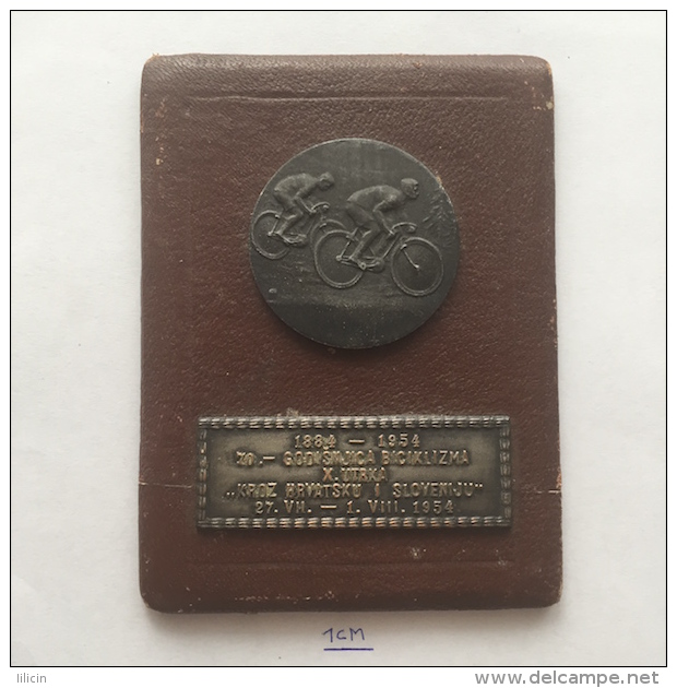 Medal / Plaque (Plakette) PL000039 - Bicycle (cycling) "Through Croatia & Slovenia" 1954-07-27 To 1954-08-01 - Wielrennen