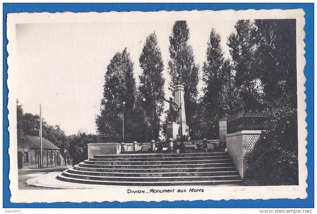 CPSM - PAS DE CALAIS - DIVION - MONUMENTS AUX MORTS - édition Fauchois - Divion