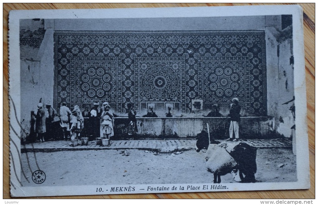 Maroc - Meknès - Fontaine De La Place El Hédim - Animée - Ane - (n°6265) - Meknès