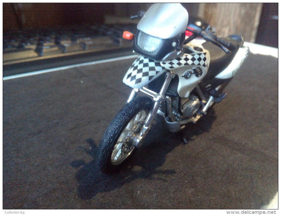 BMW DACAR 650 GS MOTORCYCLE RARE LOW PRICE EVER DIECAST METAL WITH PLASTIC PICS - Motos