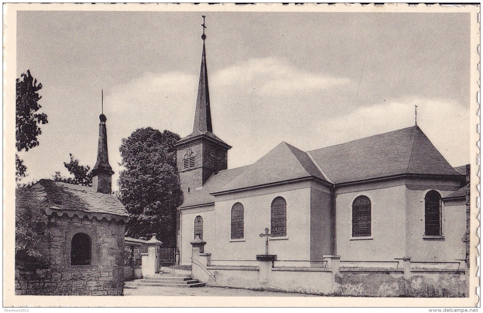 THIAUMONT : L'église - Attert